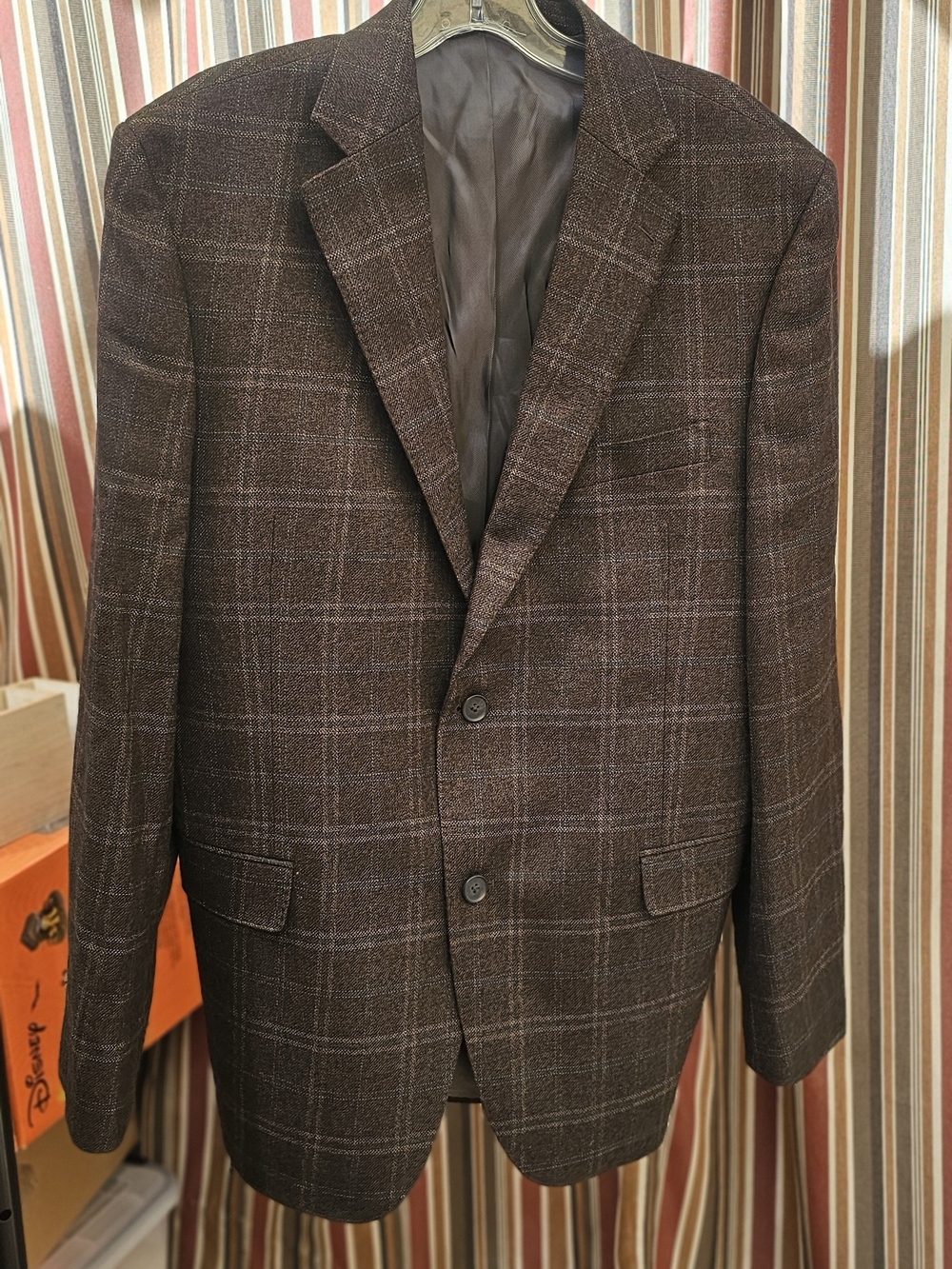 Saks Fifth Avenue Black Label Brown Plaid Sport Coat